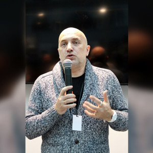 В соседней с Владимирской областью взорвали автомобиль писателя Захара Прилепина