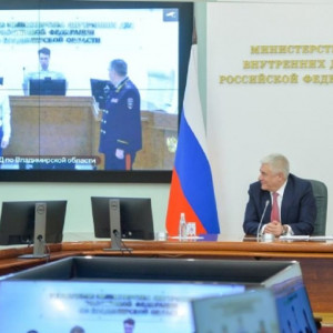 Глава МВД наградил владимирских студентов, спасших девушку от вооруженного мужчины