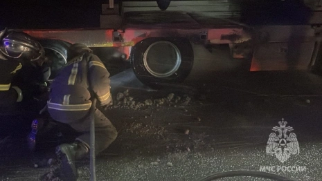 На М-7 в Собинском районе грузовик оказался охвачен огнем