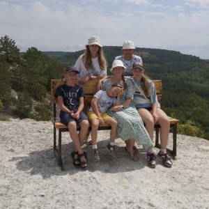 Путин наградил многодетную семью из Владимира медалью ордена «Родительская слава»