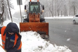 Владимирские власти мечтают посыпать дороги гранитной крошкой вместо песка и соли