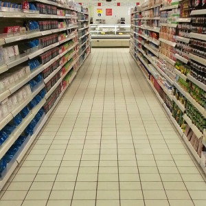 Во Владимире нашли супермаркет с большим количеством просрочки