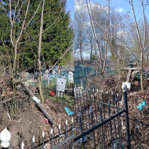 В Юрьев-Польском районе нашли незаконные участки на кладбищах