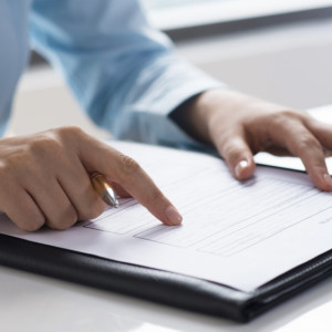 Во Владимире юрист незаконно прописал 135 узбеков