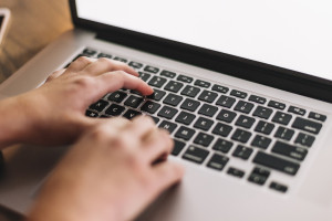 Белый дом опроверг слухи о закрытии комментариев под постом владимирского минздрава