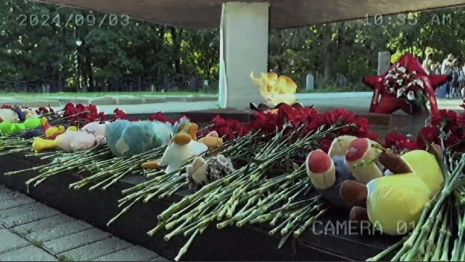 Во Владимире возложили цветы в память о погибших в Беслане 20 лет назад