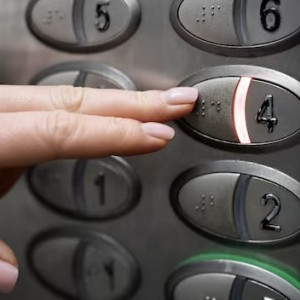 В Вязниках через суд заменили лифты в многоэтажке