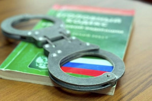 В Гусь-Хрустальном молодую жительницу Тульской области арестовали за помощь аферистам