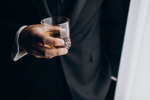 Во Владимирской области 320 человек отравились алкоголем