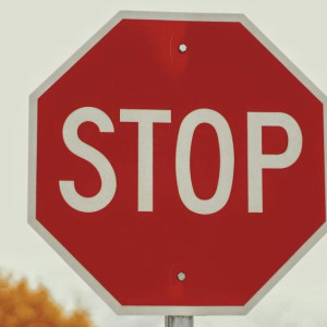 Во Владимире ограничили движение транспорта на Добросельской из-за падения опоры ЛЭП