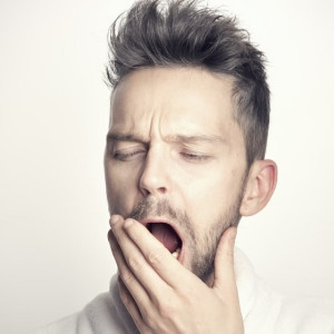 Врач рассказал, что может быть причиной постоянной сонливости