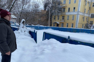 Во Владимире бесплатные катки занесло снегом