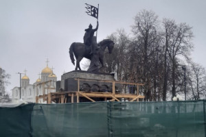 Во Владимире нашли нарушения при реставрации памятника князю Владимиру