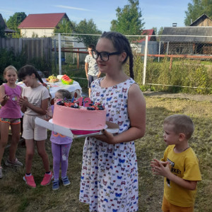 Владимирцы устроили настоящий праздник для избитой школьницы из Курлово