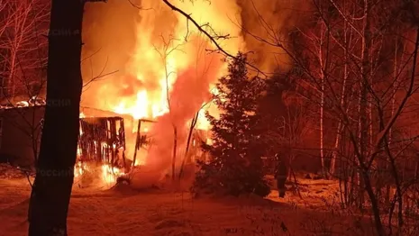 В деревне под Петушками пожар уничтожил дом площадью 112 квадратов
