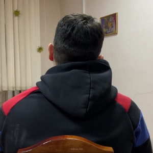 «Ты плюнул в лицо своей бабушке». Обманувший владимирских пенсионеров курьер извинился