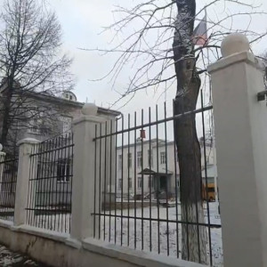 В Коврове завершился затянувшийся ремонт крыши гимназии №1