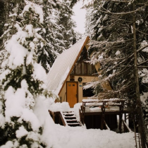 Рай в шалаше. Где во Владимирской области можно пожить в A-frame домах