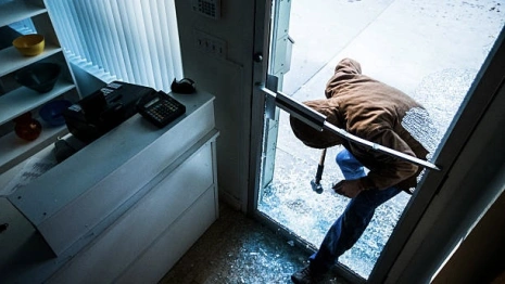 В Гусь-Хрустальном грабитель офиса микрозаймов с игрушечным пистолетом пойдет под суд