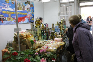 Жителей Владимира пригласили на дегустацию камчатской рыбы и волгоградского меда
