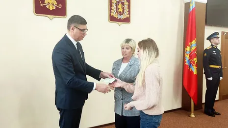 Во Владимире  матерям погибших на Украине бойцов вручили Орден Мужества