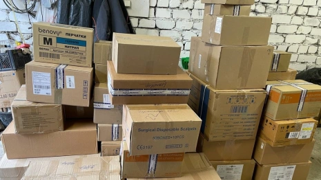 Из Орловской области во владимирскую учебную часть привезли посылку с медикаментами 