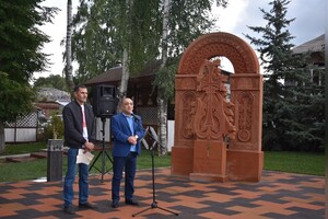 Во Владимирской области установили уникальный памятник армянской архитектуры хачкар
