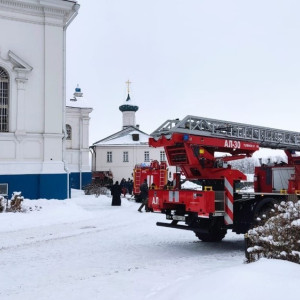 Под Владимиром загорелся Боголюбовский монастырь