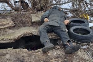 Во Владимире спасатели вызволили бомжа из камеры теплотрассы