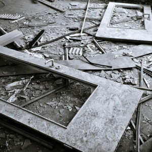 В Коврове живущую в разрушающемся доме семью оставили без новой квартиры