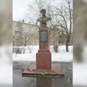 В Коврове возобновили работы в сквере на улице Зои Космодемьянской