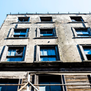 В Камешково жильцам 2 аварийных домов выделили 136 млн на покупку квартир