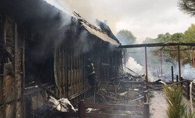 Под Александровом огонь уничтожил частный щитовой дом 