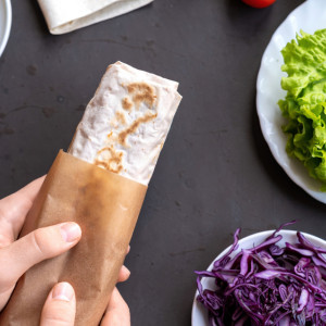 Отравившийся шаурмой владимирец потребовал 100 тыс. рублей