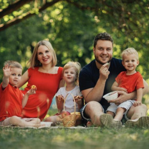 Во Владимирской области изменили условия назначения ежемесячных пособий для многодетных