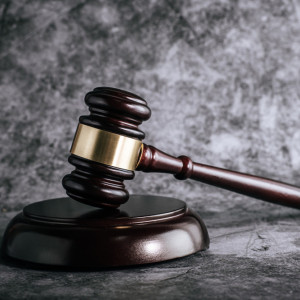 Во Владимире участкового осудили за подтасовку фактов и сокрытие преступления