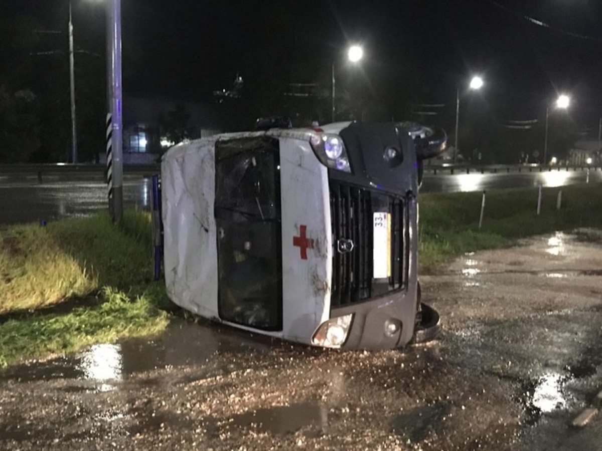 Во Владимирской области перевернулась скорая помощь - День во Владимире