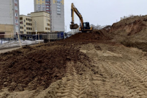 На улице Пушкарской во Владимире приступили к разработке грунта под дорогу