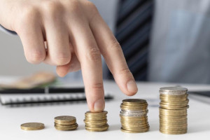 Банк России снизил ключевую ставку до 16,5% годовых