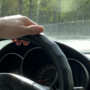 Попавшая в ДТП по вине дорожников автомобилистка из Владимира отсудила 1,1 млн рублей