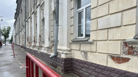 Во Владимире родителям учеников школы №1 предложили найти учителей