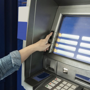 Жителей Владимирской области развели на 29 млн рублей за неделю