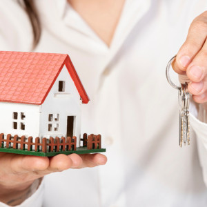 Во Владимире 18 семей получили соцвыплаты на покупку жилья