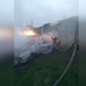 Во Владимирской области в гаражном кооперативе сгорел автомобиль
