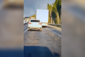 Автомобилисты пожаловались на ужасную дорогу под Владимиром