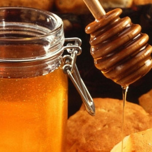 Яков день: зачем 5 ноября нужно есть мед и почему нельзя пить воду натощак