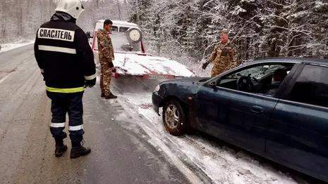 Во Владимирской области легковушка улетела в кювет