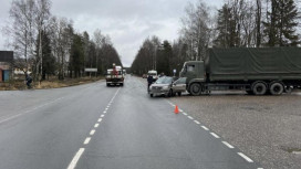В Киржачском районе пассажирка «Лады» погибла в ДТП с двумя большегрузами