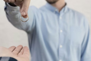 Во Владимирской области нелегал заплатил женщине 80 тыс. рублей за фиктивный брак