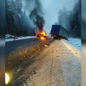 Во Владимирской области вспыхнул внедорожник после ДТП